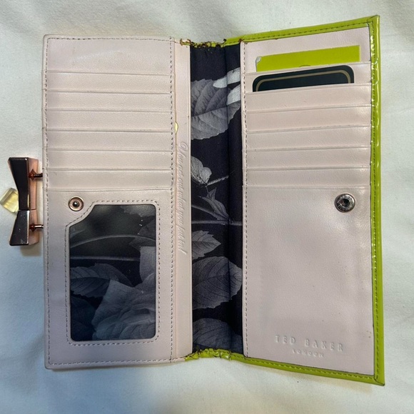 Ted Baker Chartreuse Clutch with Gold Clasp - Picture 4 of 8